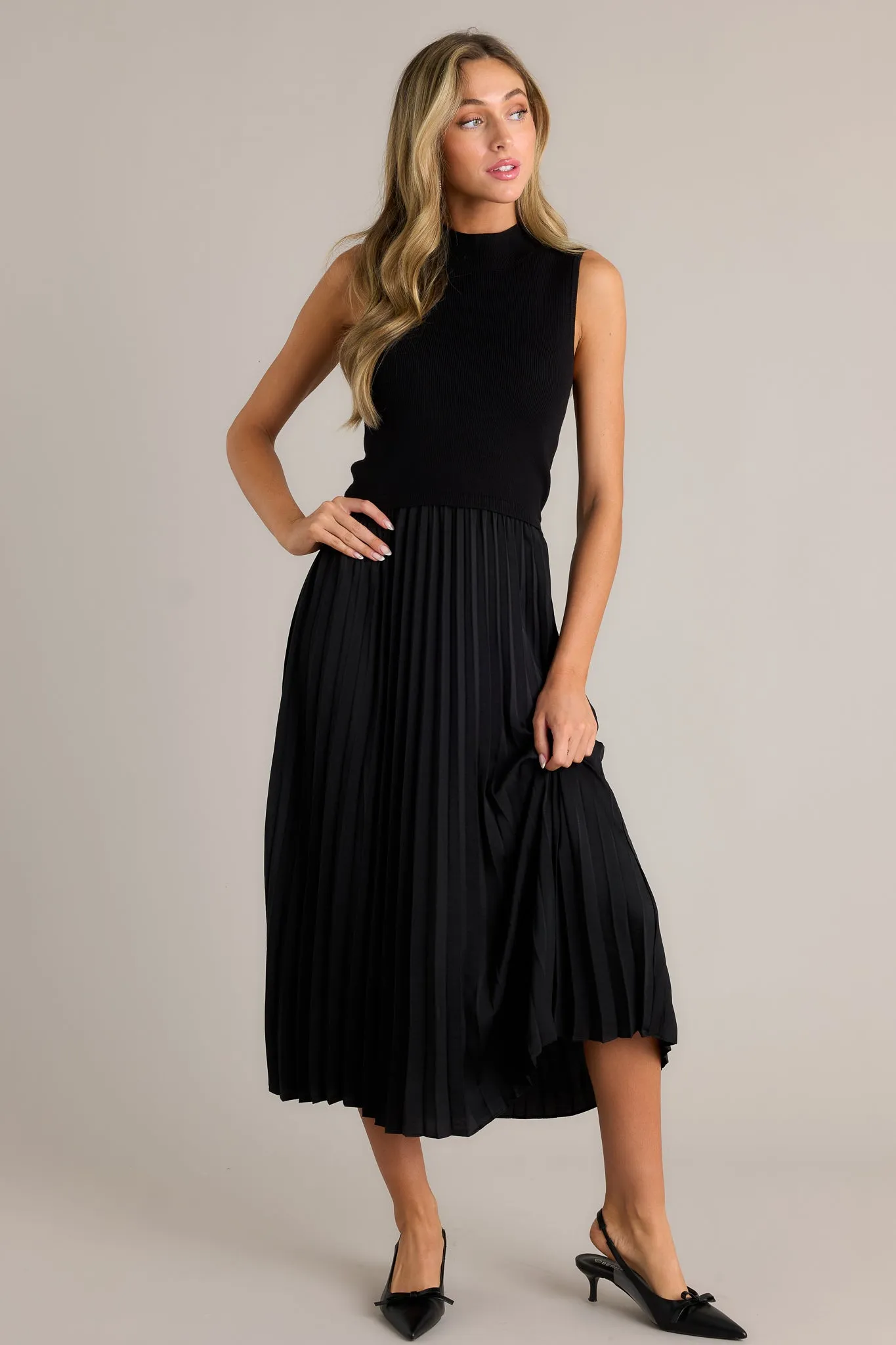 Graceful Gather Black Sleeveless Maxi Dress