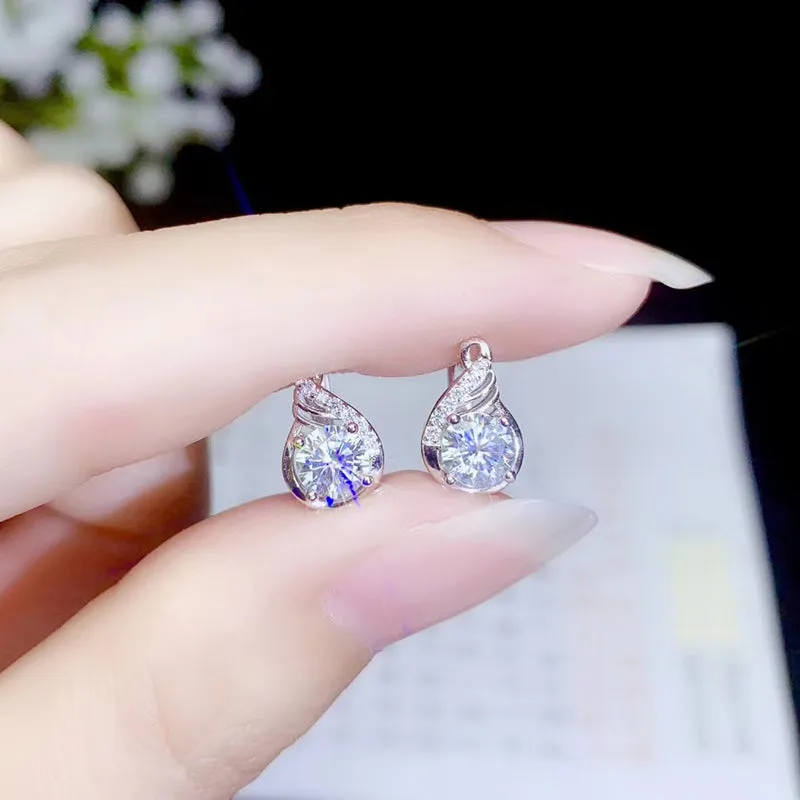 Platinum Plated 925 Silver Stud Moissanite Earrings 1ctw