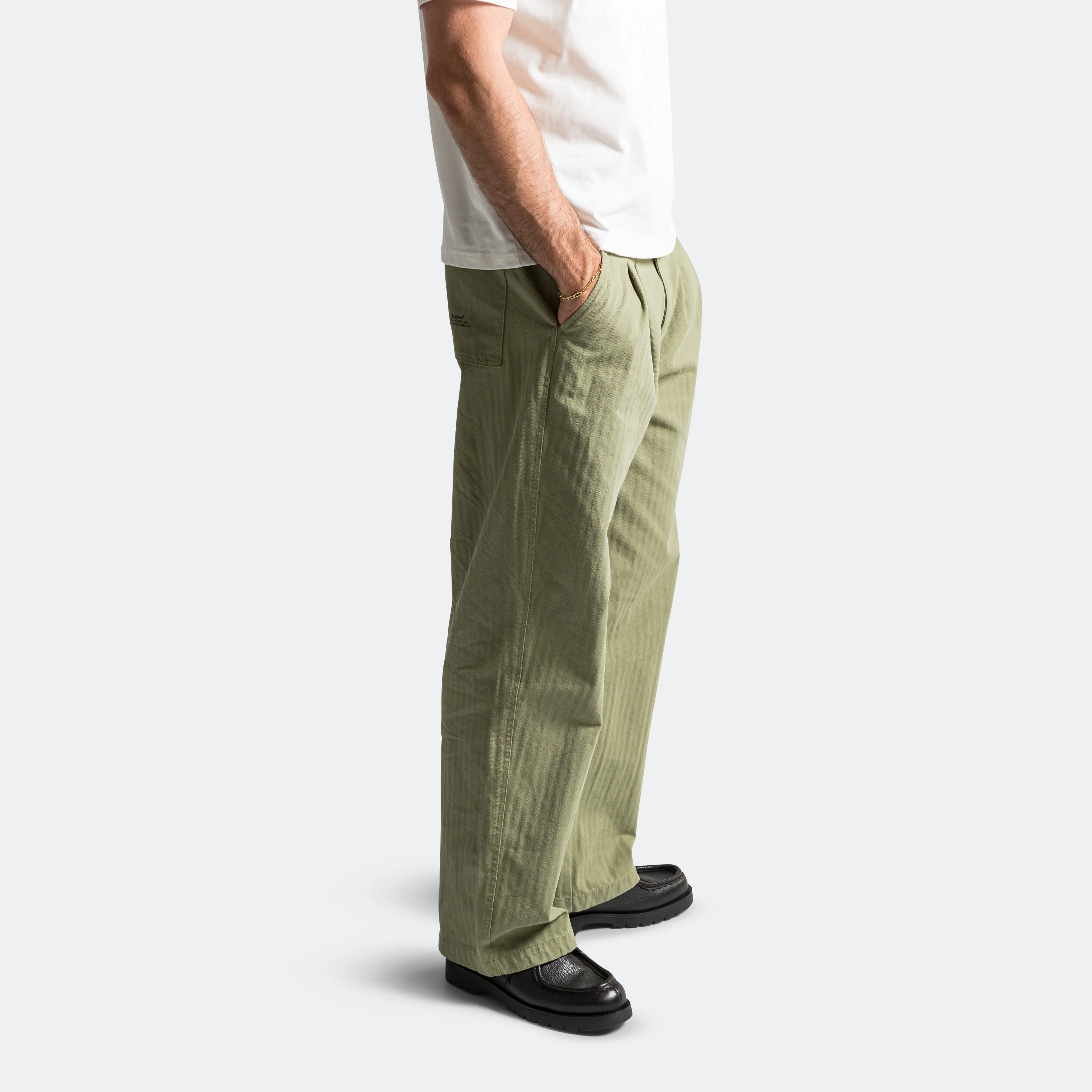 Pleated Herringbone Trouser - Olive